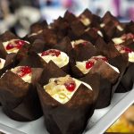 image of cherry cheesecake cupcakes