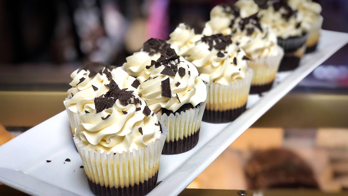 image of Brownie Cheesecake cupcakes